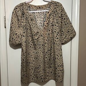 Floral Print Tan and Black Women's Top